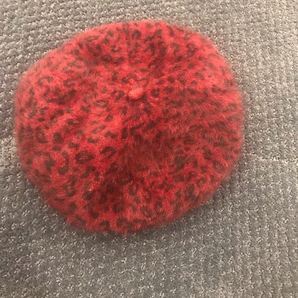 Women’s beret